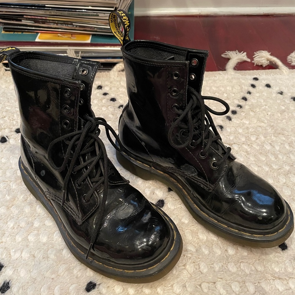 Doc Martens 1460 patent leather